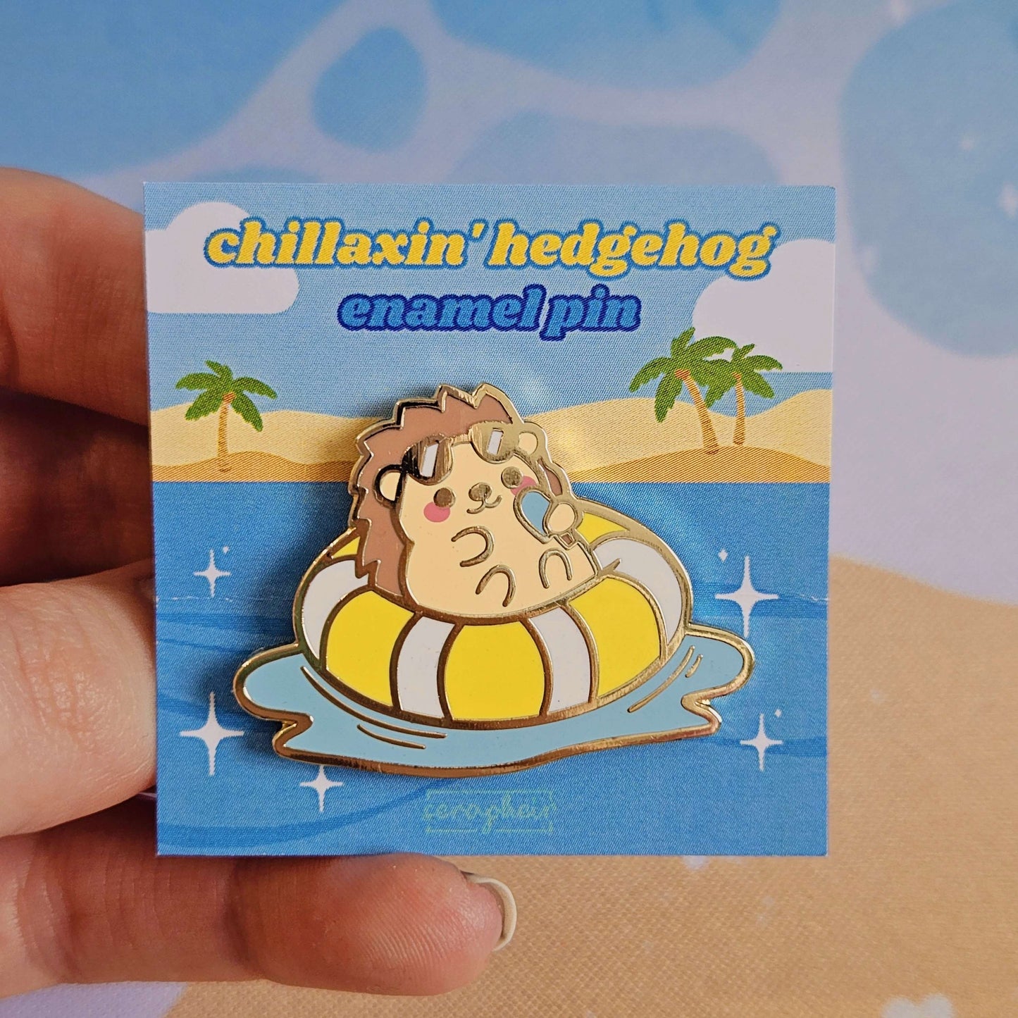 Chillaxin' Hedgehog 🏖 - Enamel Pin
